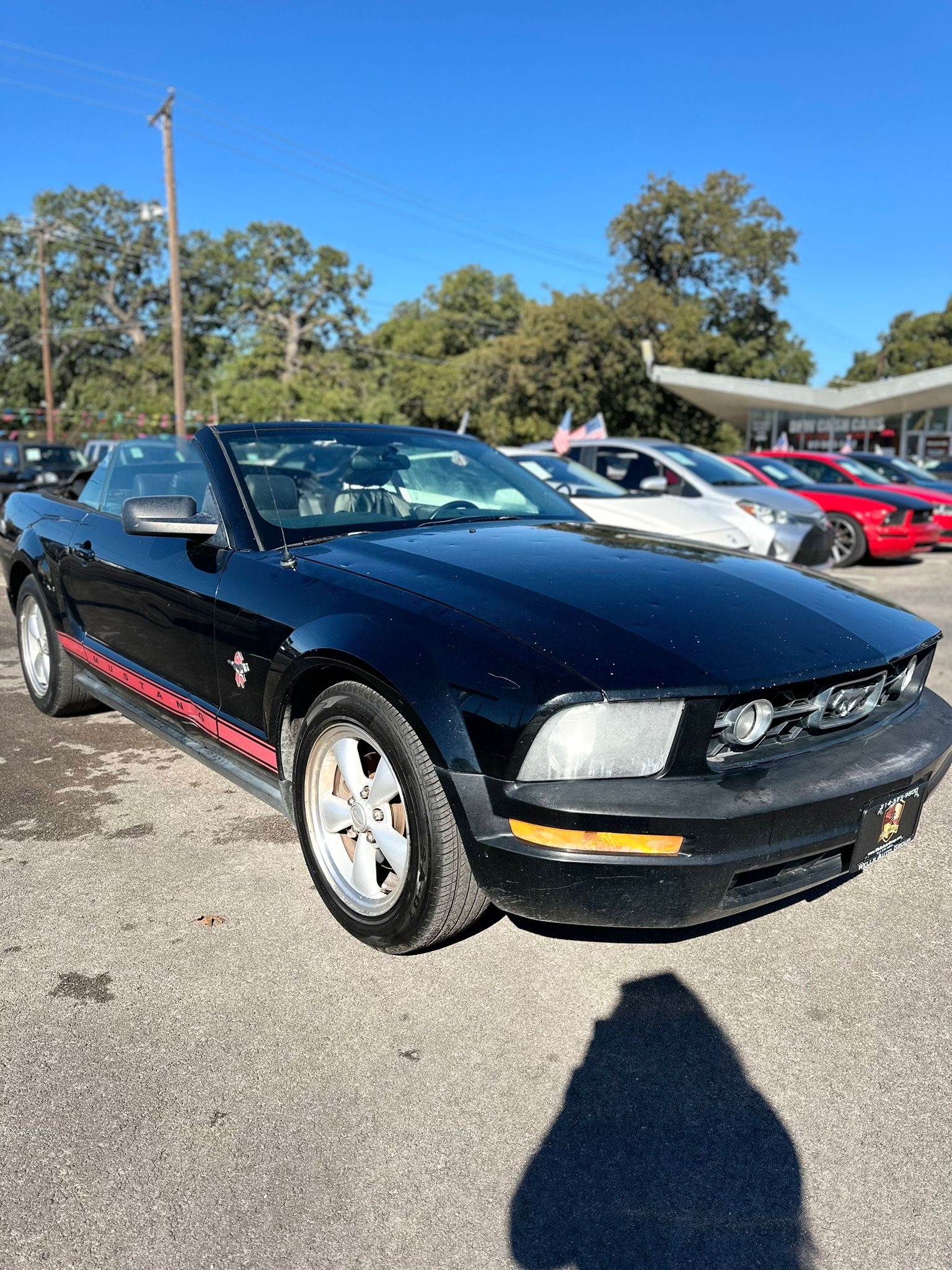 2008 Ford Mustang DELUXE