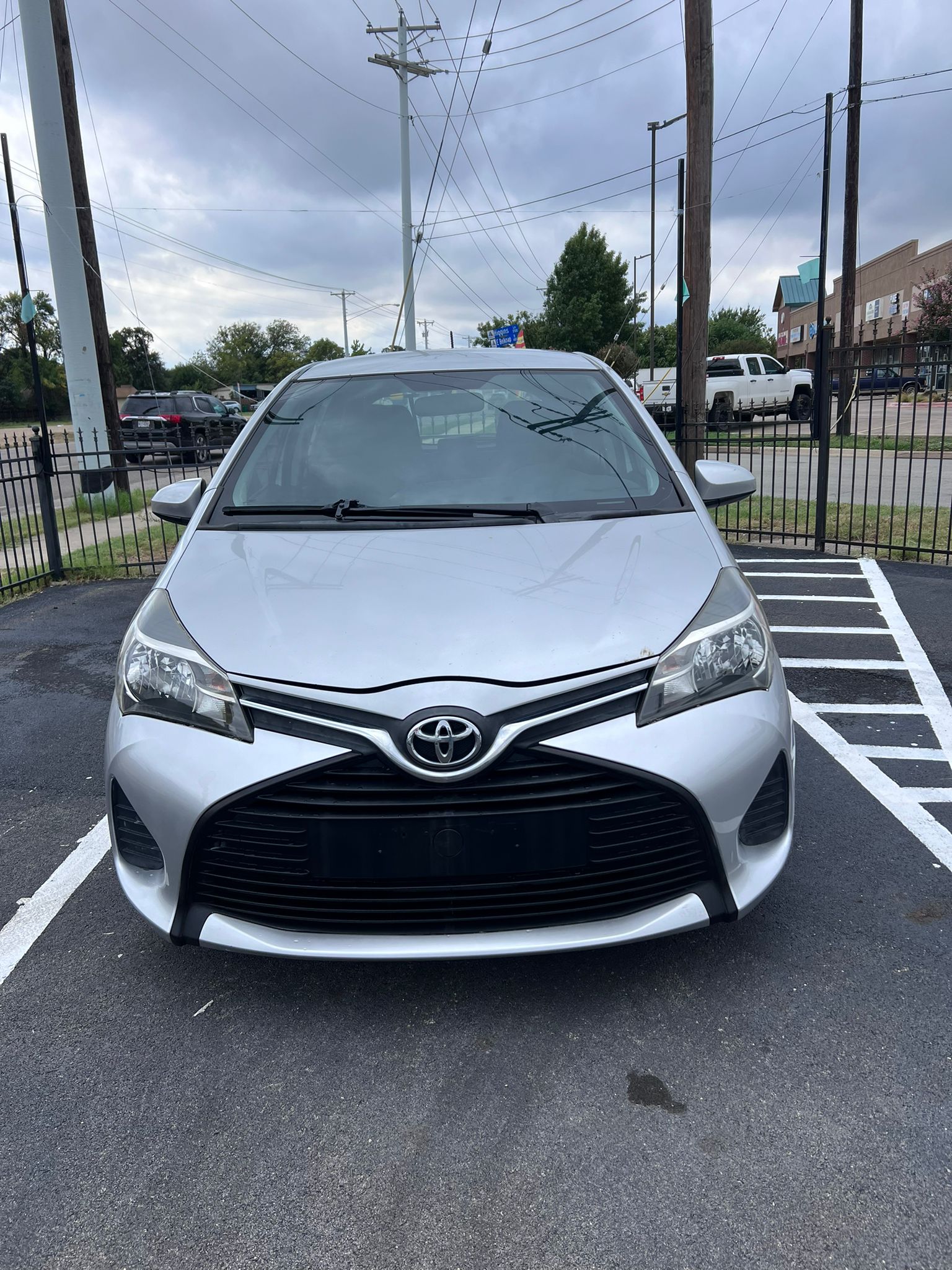 2015 Toyota Yaris L 