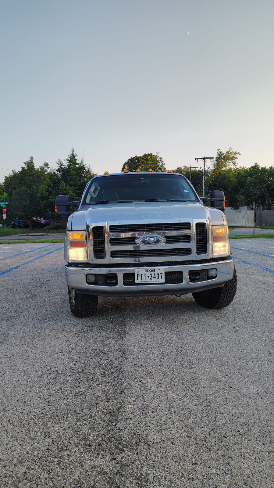 2008 Ford F-350 Super Duty FX4 / Lariat 