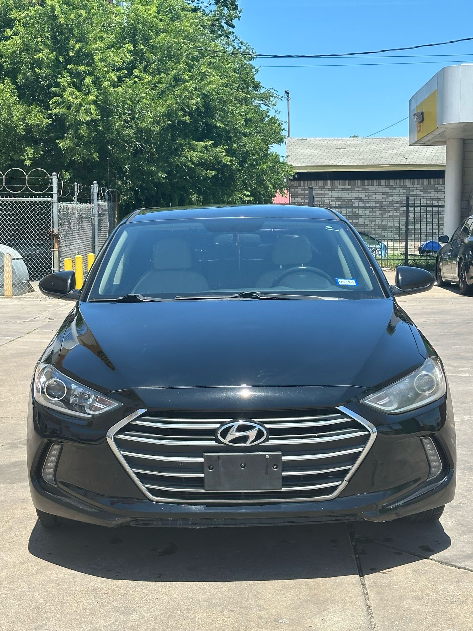 2017 Hyundai Elantra SE FWD 4D Sedan 2.0 4cyl. Gasoline